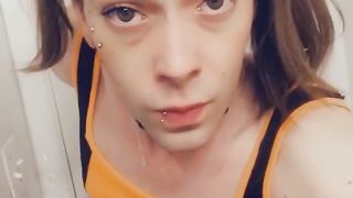 Yoga Gym Bunny Wants Orgy