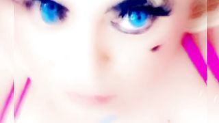 Simmy Violet Wanking for the camera