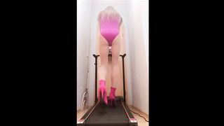 Footwear on the Treatmill