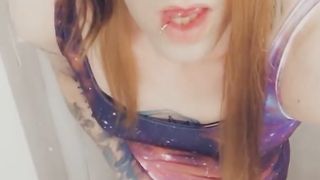 Galaxy Chick Luvs Fuckfest