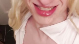 CD sissy pisset restroom cleaning