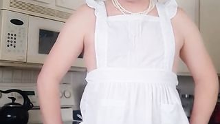 Torrid Victoria Lecherri cooking in the Kitchen!