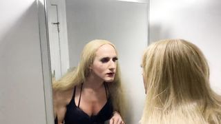 Stellar Platinum-Blonde Haul Transformation