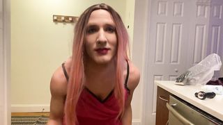 Feminized Crossdresser uses Hitachi