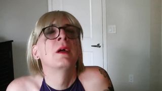 Trans Bombshell Xylah Dee Sneezes from Chhinkni powder