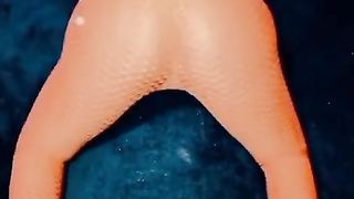 Transgirl in pub table dance buttfuck intercourse with customers