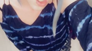 Jaw-Dropping Assistant Luvs Hookup