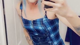 Molten Rocker Girl Needs Man Sausage