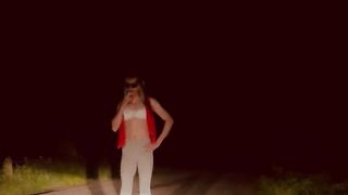 Crossdresser outdoor3