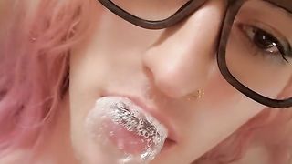 Sissy Gobbles Up All the Spunk a Ample Pecker Left On Her Culo