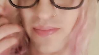 Sissy Gobbles Up All the Spunk a Ample Pecker Left On Her Culo