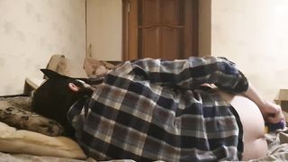 Sasha Earth at home smashes her arse with different ass-fuck playthings