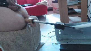 Davine getting ravaged by maschine and uses boner as a nub.