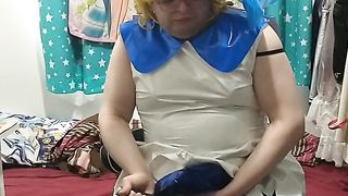 Shining vinyl Costume Play Sissy Lillie Stimulates till Jizm