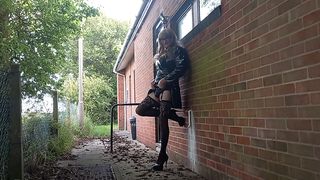 She-Male on Flash at the Construction Website