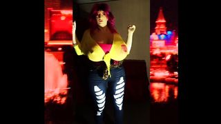 Tube Top & Jeans Mask Damsel