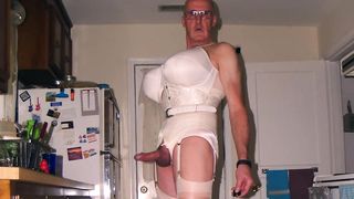 20200429 white petticoat