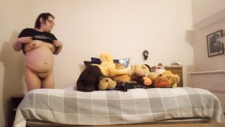 Crazy Enormous Enby Plays With Baps and Honeypot While Making Couch