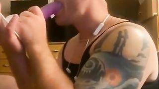 Obese cd tugging off in underpants