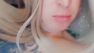 edible Bonnie smashes her rump rock-hard