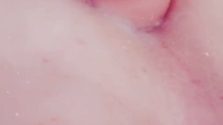 edible Bonnie smashes her rump rock-hard