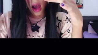 stinky assfinger t-girl