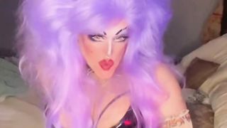 Rockstar bitch Shelly Roberts