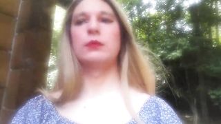 Janelle flash : Pretty trap in pretty dresses