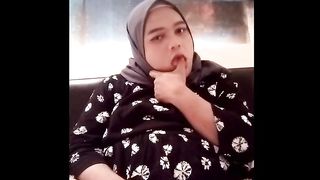 Naughty Crossdresser Hijab Utter Flick