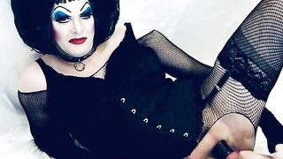 Strong Make-Up Biotch Penetrates Herself ROCK-HARD with Faux-Cock on web cam