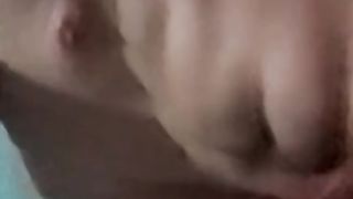 Russian cross bitch slurped her jizz from her soles