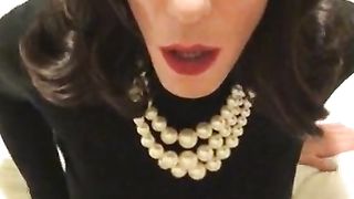 housewife plays with herself