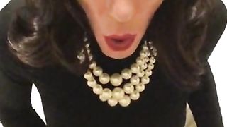 housewife plays with herself