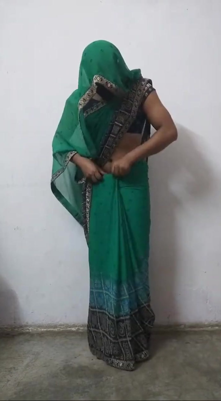 Saree crossdressing