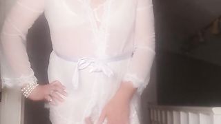 I want to be your secret sissy!