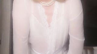 I want to be your secret sissy!