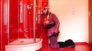 TV RUBBERWHORE MONIQUE - In the redlight district - Part two of five