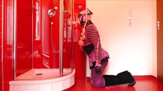 TV RUBBERWHORE MONIQUE - In the redlight district - Part two of five