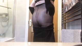 killer rump in black stocking