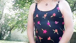 Polishing on a donk buttplug outside