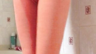 T-Model touches and drenching herself in stretch pants