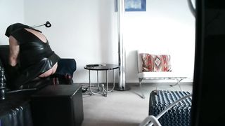 freak spandex nun bessy is railing gigant buttplug