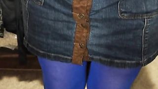 Cd autoeroticnylon rubbin' my soles and gams in stocking, leotard and microskirt.