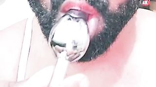 Arse to jaws rump butt-plug