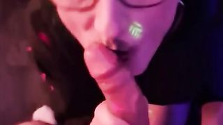 i luved deep throating his dinky so much