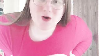 My promiscuous crimson top and high-heeled slippers