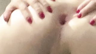 Michelle inhales physicians sausage