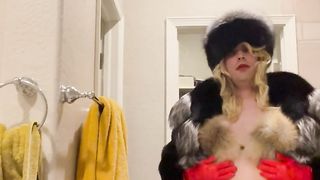 Wool whore in black fox furs