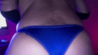 KellyCD666 More Cam Toying with Good-Sized Bootie!