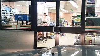 DeeDee69 Stops for a Guzzle